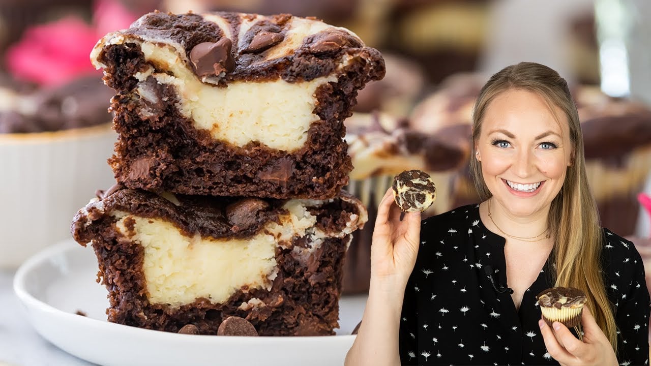 The Perfect Balance of Chocolate and Cheesecake in a Muffin! (Chocolate Cheesecake Muffins)