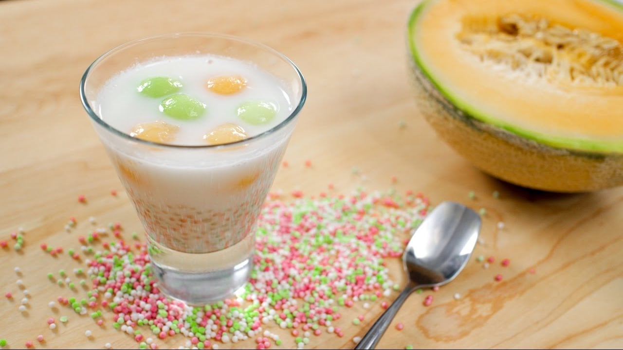 Tapioca Melon Dessert Soup Recipe สาคูแคนตาลูป - Hot Thai Kitchen