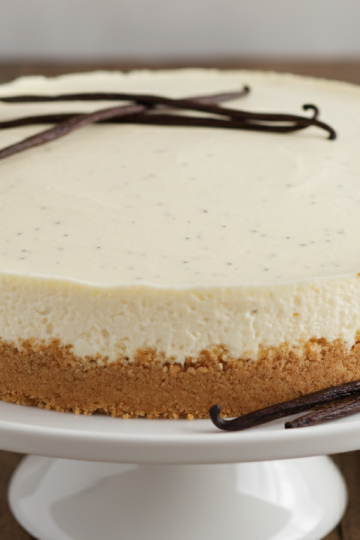 vanilla cheesecake featured